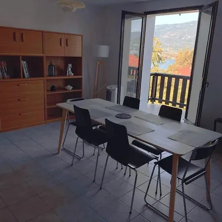 Avec Vue Panoramique Proche De La * Conjux